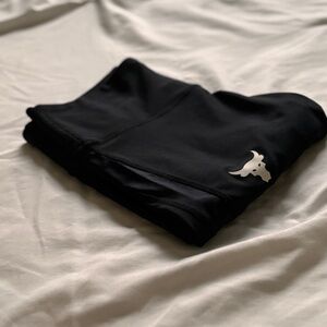 UNDER ARMOUR Black compression leggings